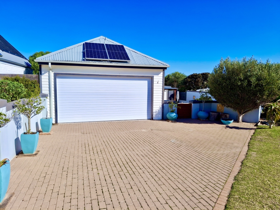 5 Bedroom Property for Sale in Grotto Bay Western Cape